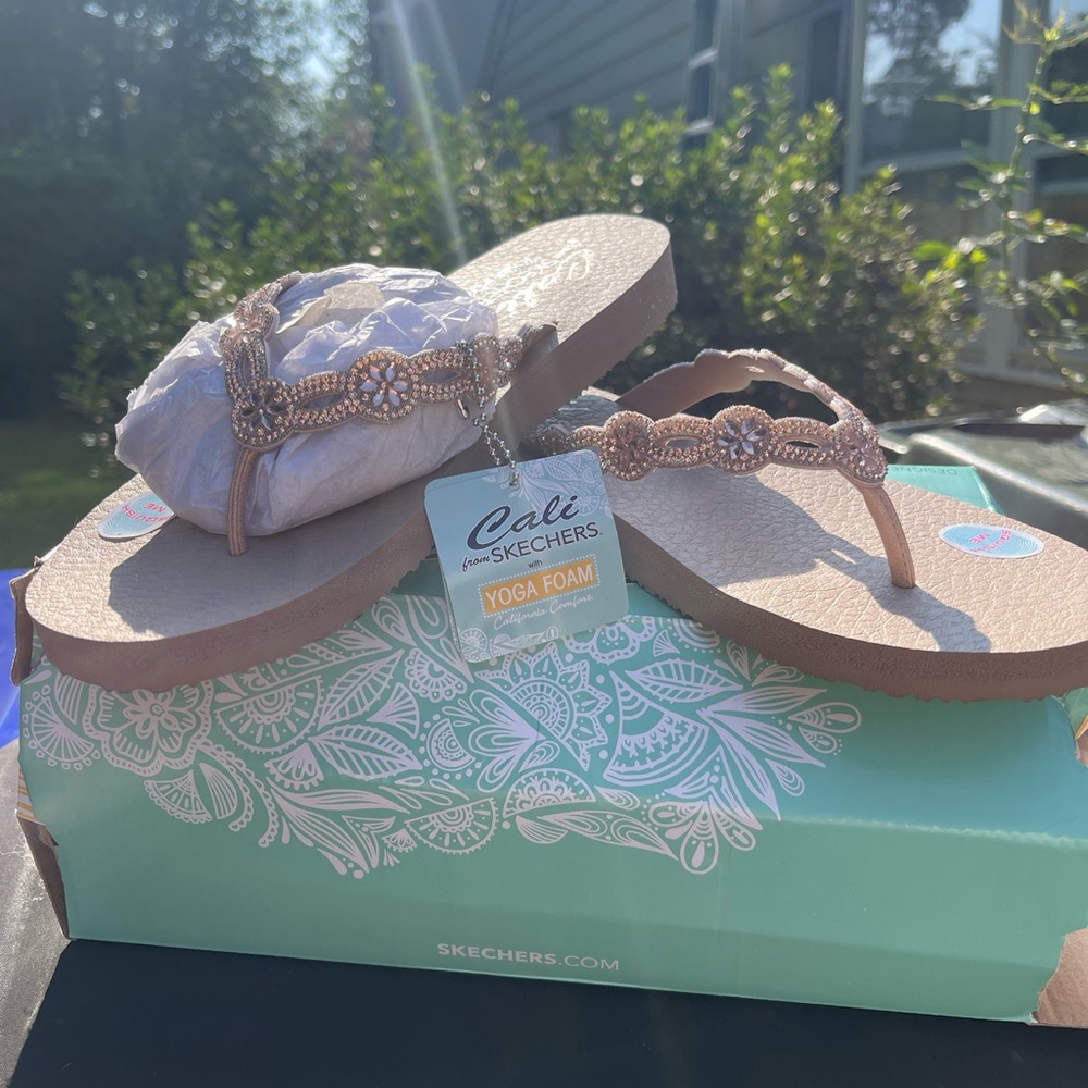 Skechers Women's Sandals in Tan